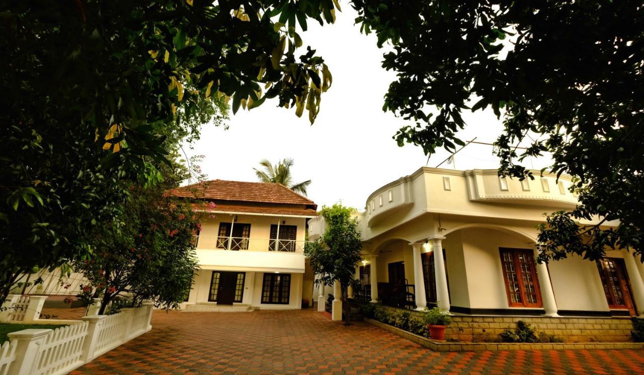 Vaiga Homes Kochi Extérieur photo